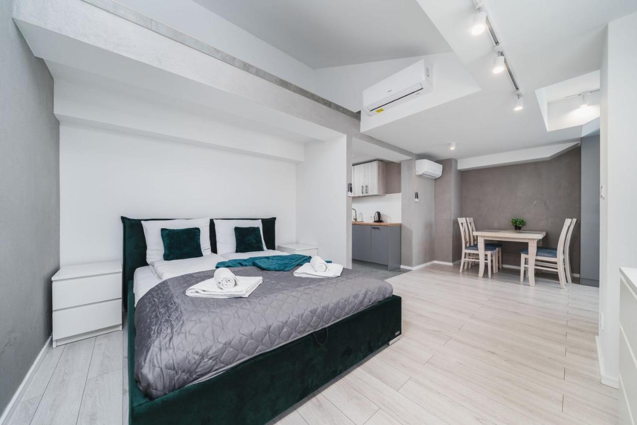 Ice Apartments Красков Екстериор снимка