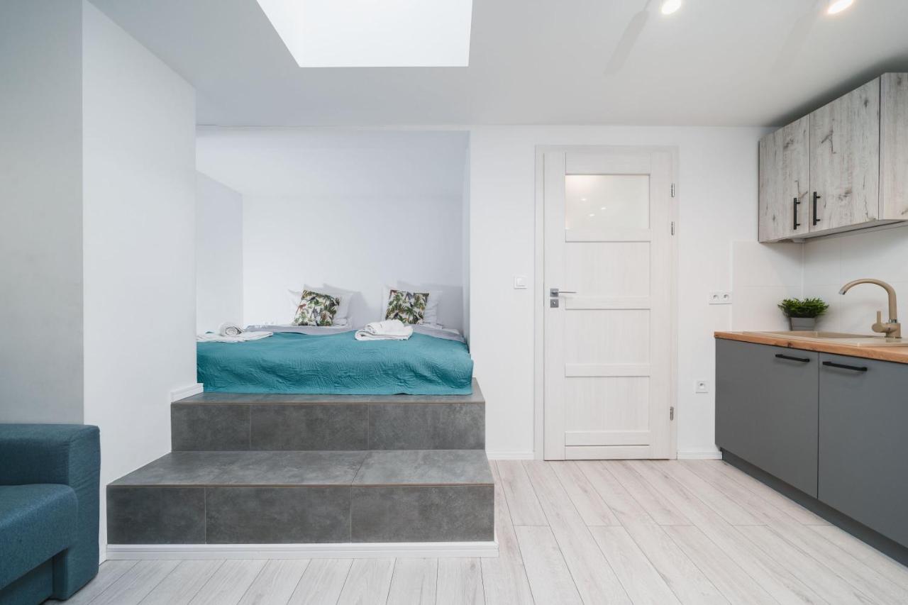 Ice Apartments Красков Екстериор снимка