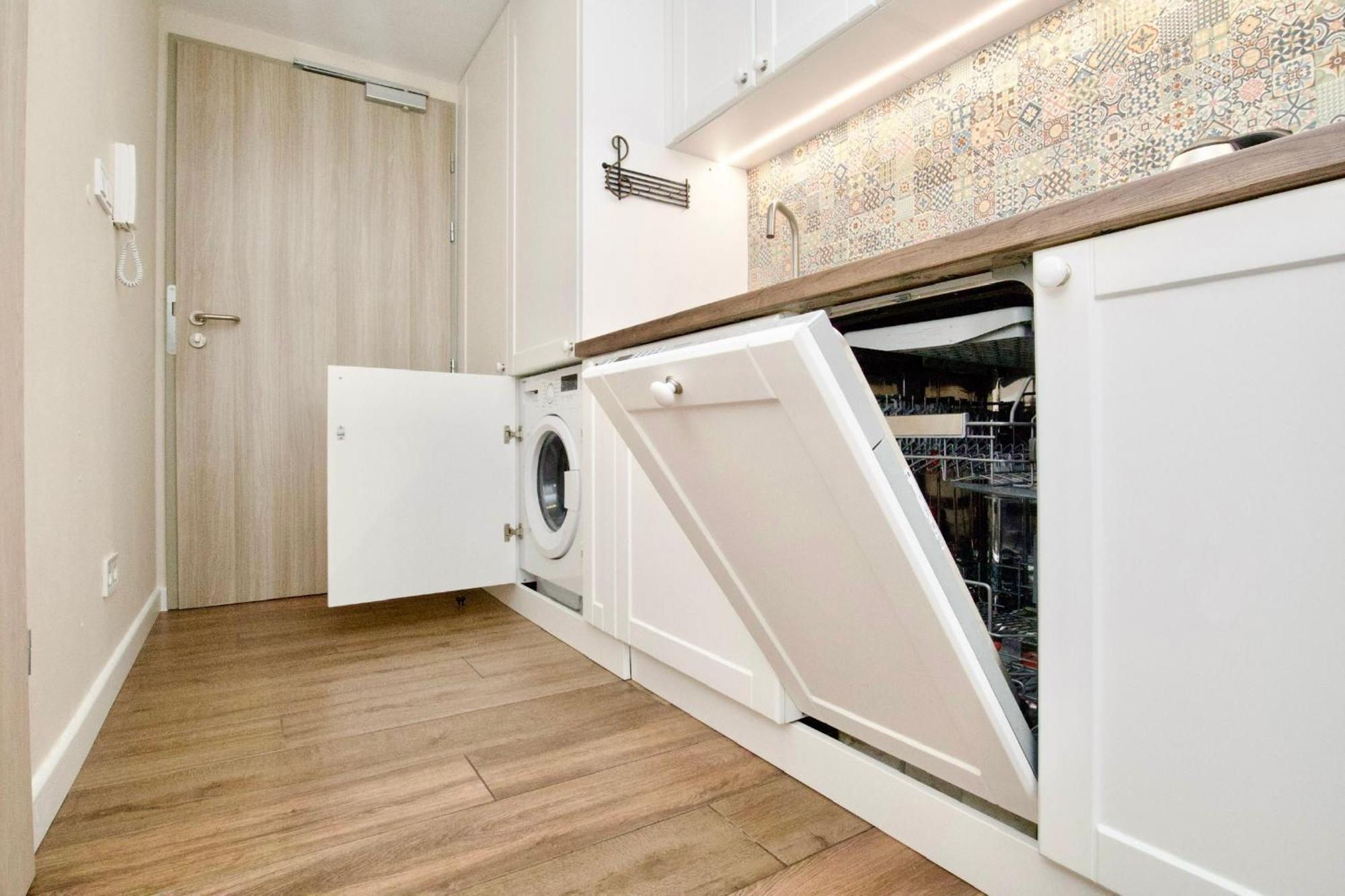 Ice Apartments Красков Екстериор снимка