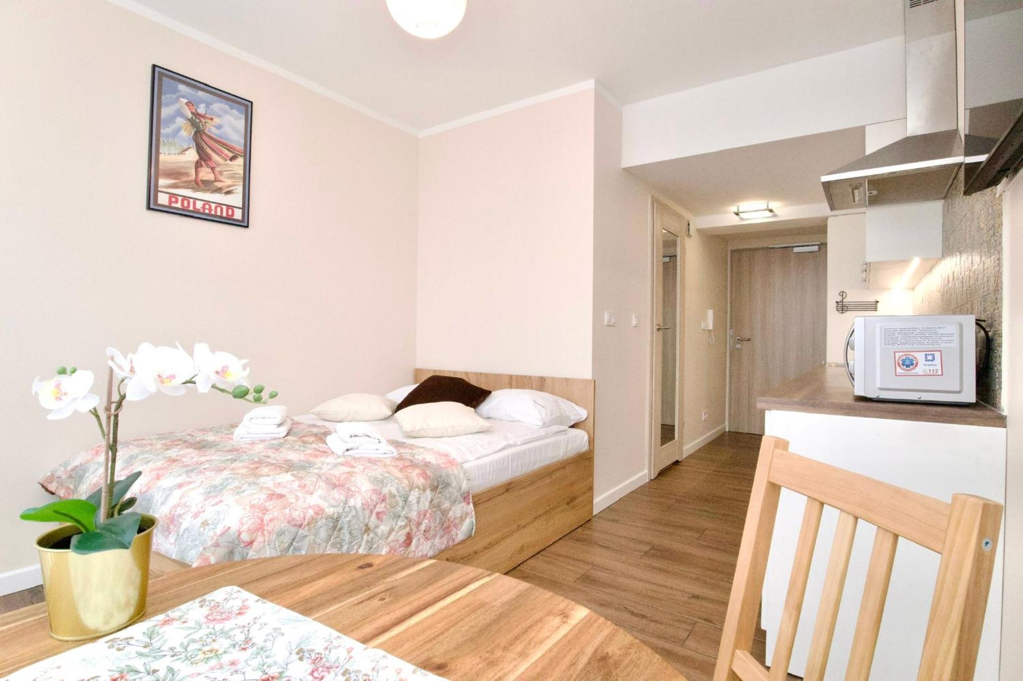 Ice Apartments Красков Екстериор снимка